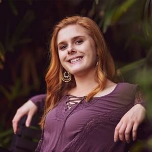 Meet your Posher, Ainsley